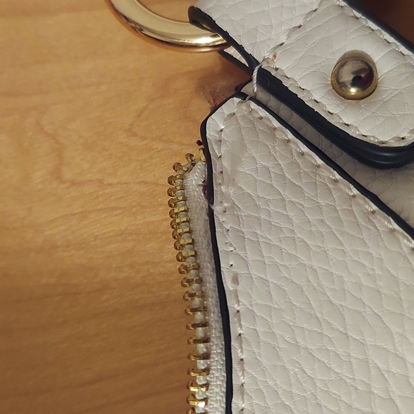 Sondra Roberts Squared White Faux Leather Hobo Handbag w/ Metallic Braided Strap - Picture 9 of 16